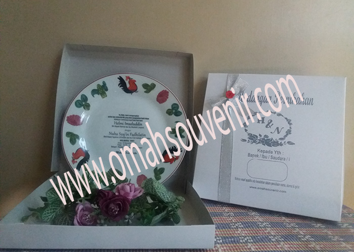 Undangan Piring Kemasan Box